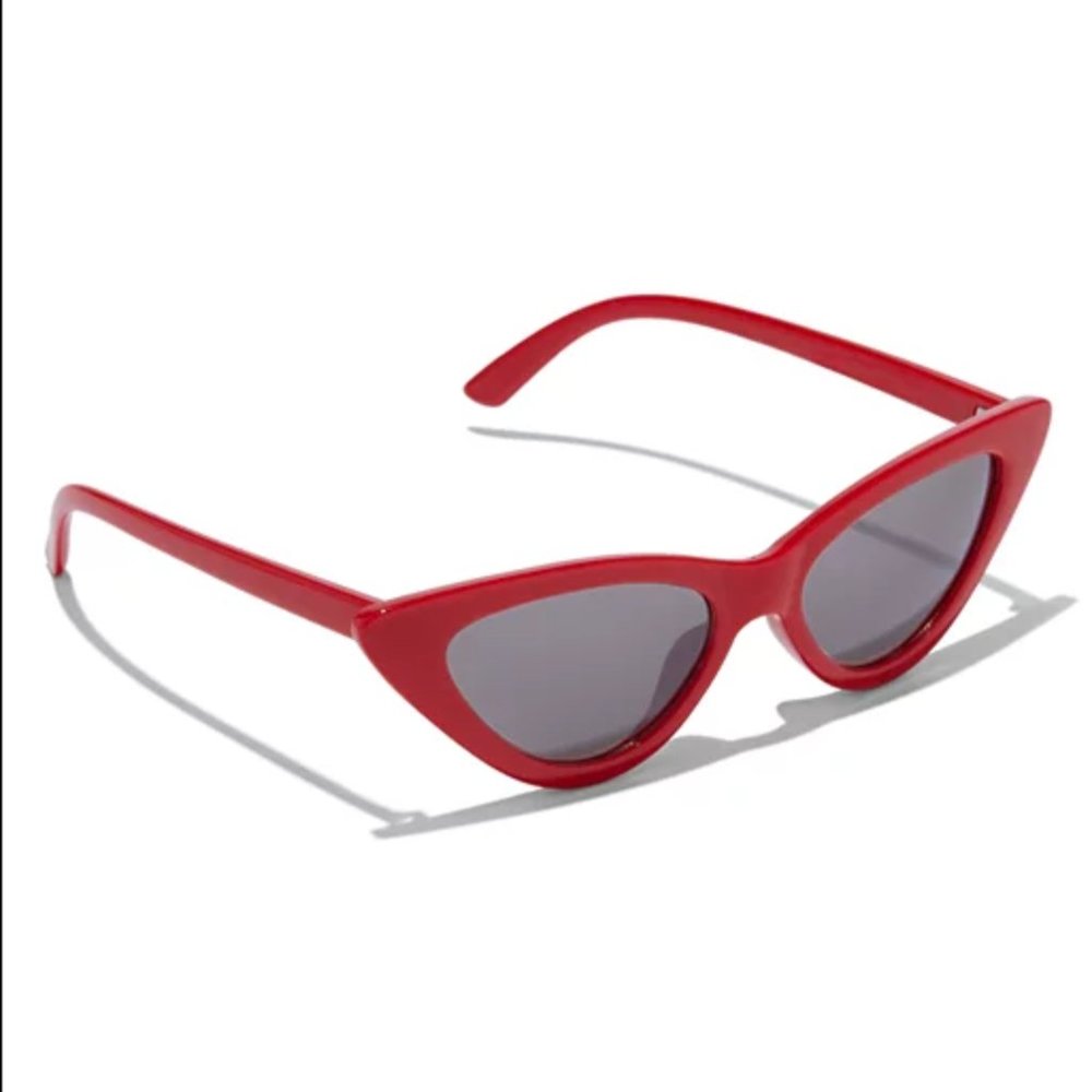 RED CAT-EYE SUNGLASSES